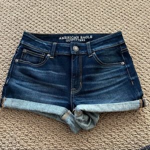 American Eagle Super Stretch Shorts sz 2